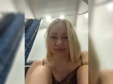 -SexyMilf-  live sex cam