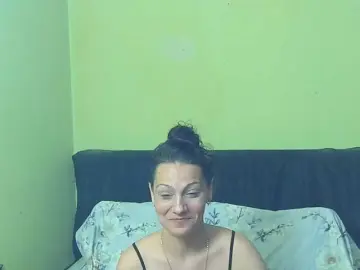 BettyVespoli  live sex cam