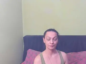 BettyVespoli  live sex cam