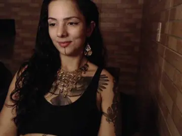 LatinTupi  live sex cam