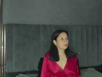 MeganCollinss  live sex cam