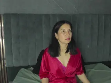 MeganCollinss  live sex cam