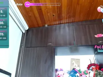 Naty-Brown  live sex cam