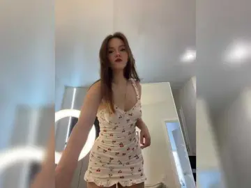 OlivkaVif  live sex cam