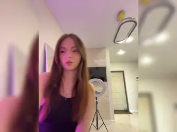 OlivkaVif  live sex cam