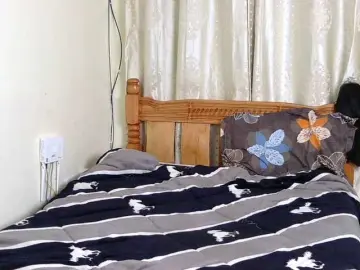 Ivyisfreaky  live sex cam