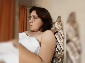 AZET-9  live sex cam