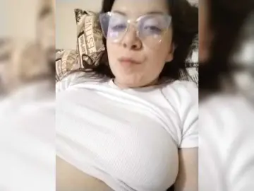 AZET-9  live sex cam