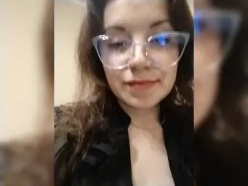 AZET-9  live sex cam