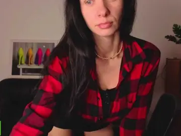 Annakillkiss  live sex cam