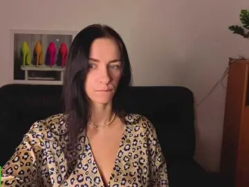 Annakillkiss  live sex cam