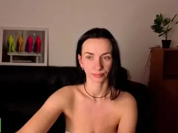 Annakillkiss  live sex cam
