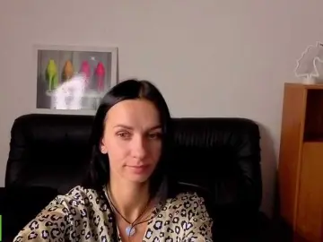 Annakillkiss  live sex cam