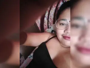 CesszZ  live sex cam