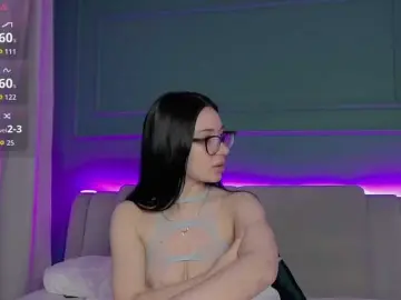 Chiaralovee  live sex cam