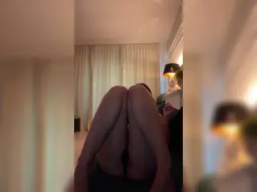 Chiaralovee  live sex cam