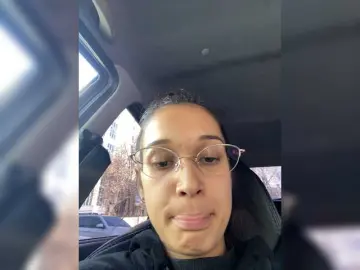 Diana14a  live sex cam