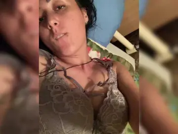 MiaTorres  live sex cam