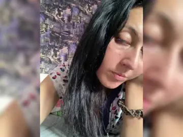 MiaTorres  live sex cam