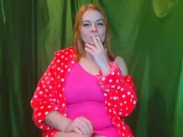 Milana9732  live sex cam