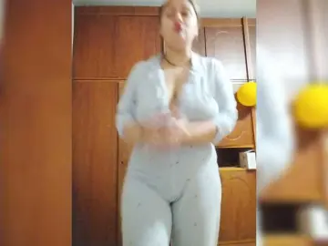 Neisi  live sex cam