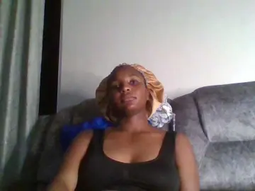 Sexxy-ebony2025  live sex cam