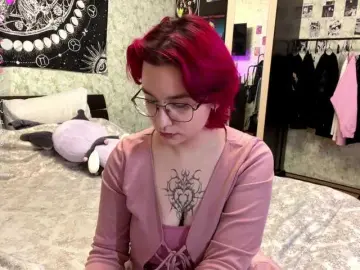 YoungAvenoso  live sex cam