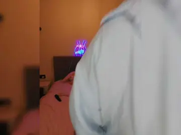 YourWitcher  live sex cam