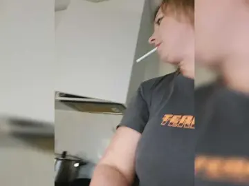 YourWitcher  live sex cam