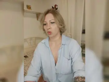 YourWitcher  live sex cam