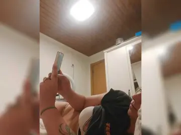 YourWitcher  live sex cam