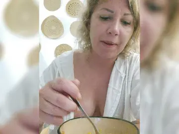 YourWitcher  live sex cam