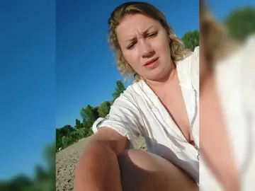 YourWitcher  live sex cam