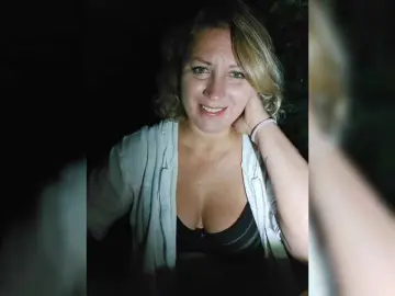 YourWitcher  live sex cam
