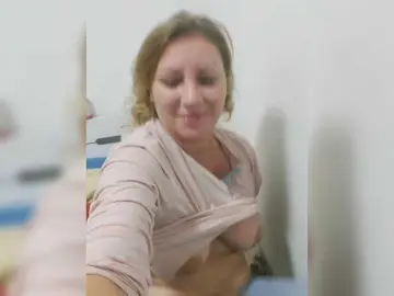 YourWitcher  live sex cam