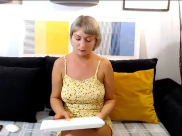 Laraloveblis1  live sex cam