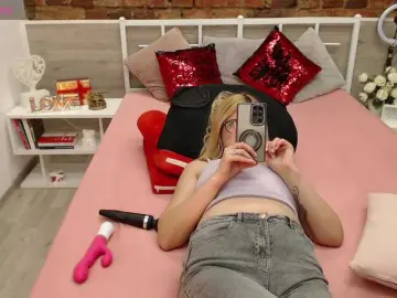 AmyAmandaX  live sex cam