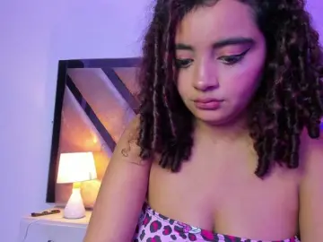 Dahlia-rossee  live sex cam