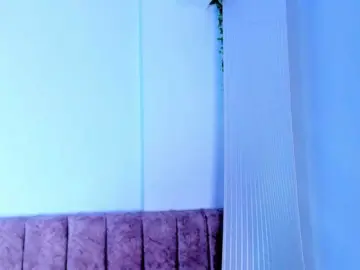 Dahlia-rossee  live sex cam