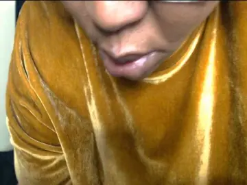 EbonySkyeXX  live sex cam