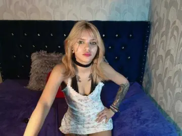 LilytReinolds  live sex cam