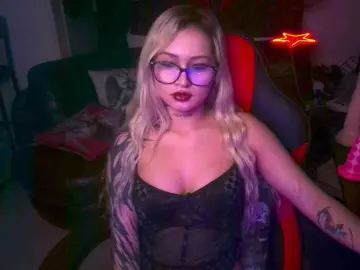 ZarinaHell  live sex cam
