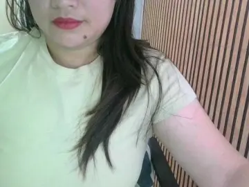 Soffia-mae  live sex cam