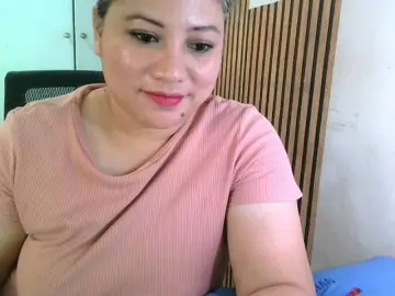 Soffia-mae  live sex cam