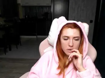 Regimasmile  live sex cam