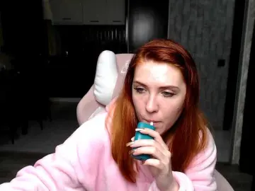 Regimasmile  live sex cam