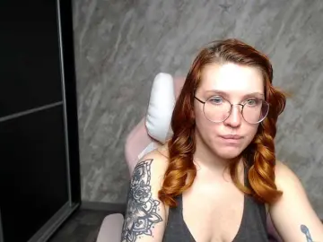 Regimasmile  live sex cam