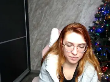 Regimasmile  live sex cam