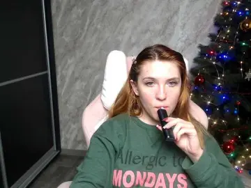 Regimasmile  live sex cam