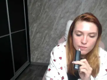 Regimasmile  live sex cam